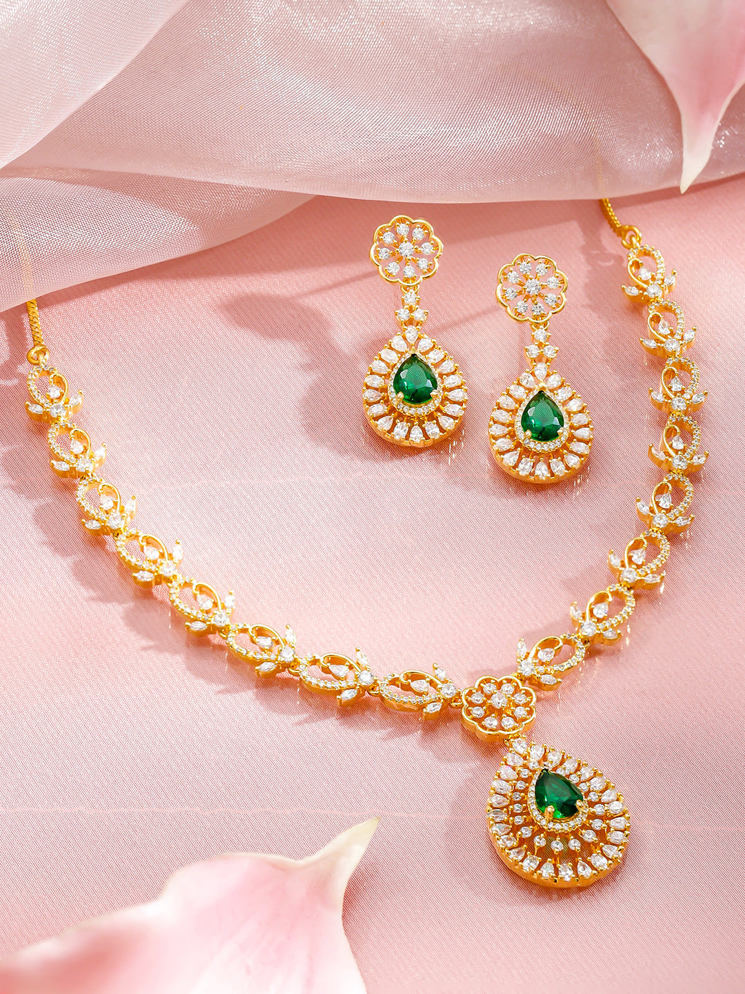 Majestic Green & White Necklace Set