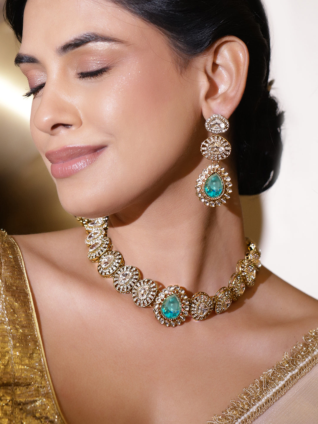 Artisan Crafted Turquoise Necklace Set