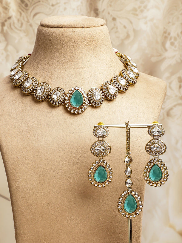 Artisan Crafted Turquoise Necklace Set
