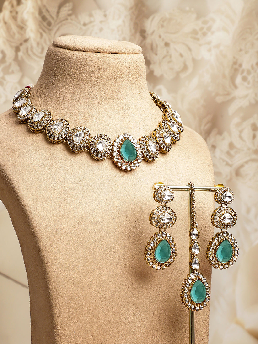 Artisan Crafted Turquoise Necklace Set