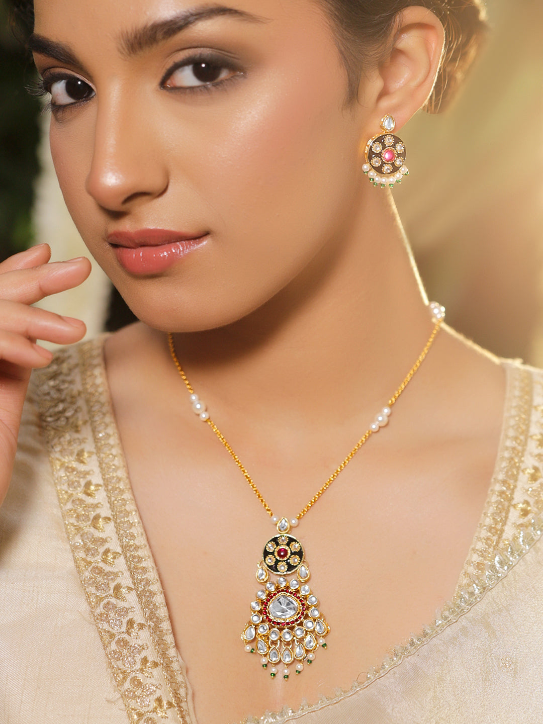 Kundan Luxury Bloom Pink Pendant Set
