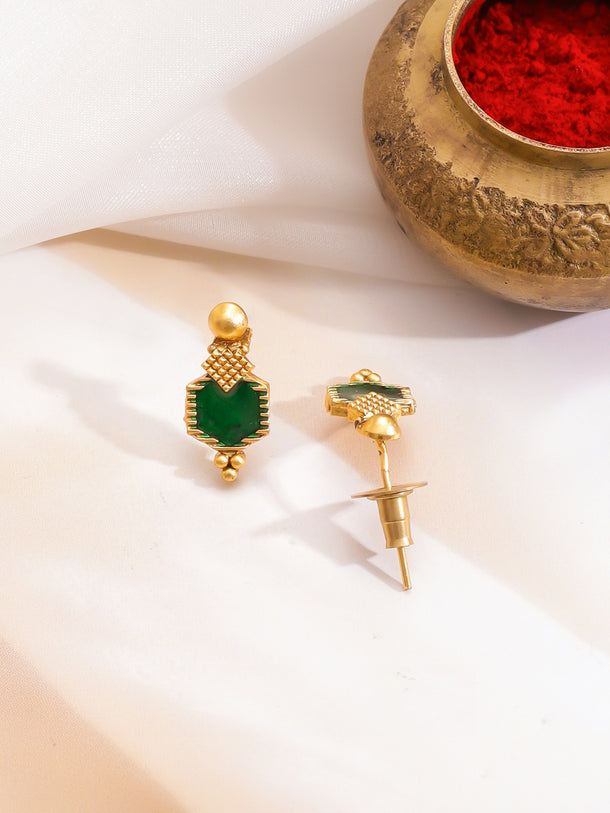 Rubans Women 22K Gold-Plated Brass Emerald Green Stone-Studded Ethnic Jewellery Set