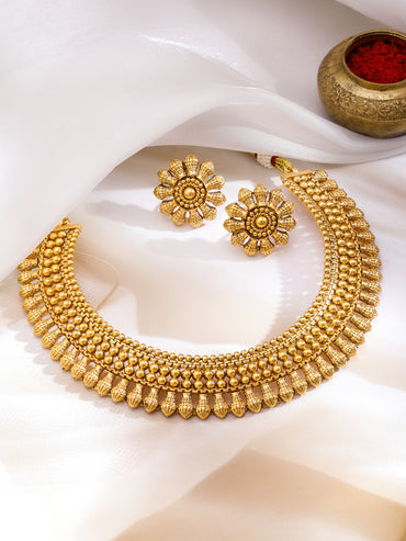 Floral Reverie Golden Necklace Set