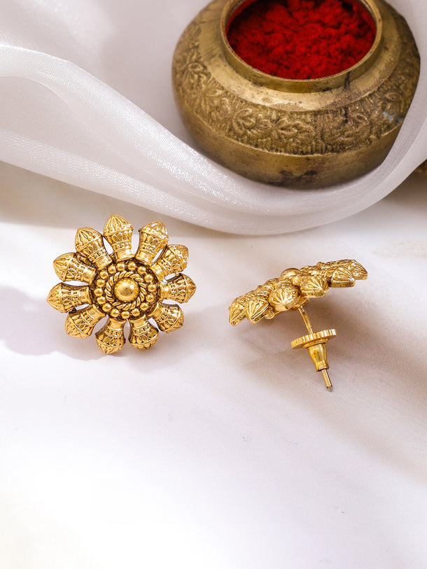 Floral Reverie Golden Necklace Set