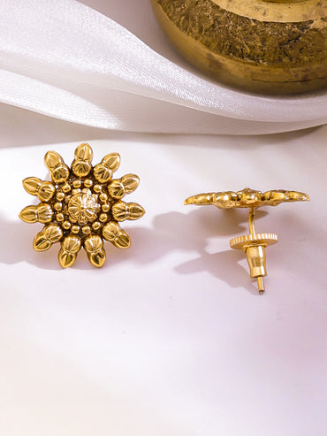 Floral Reverie Golden Necklace Set