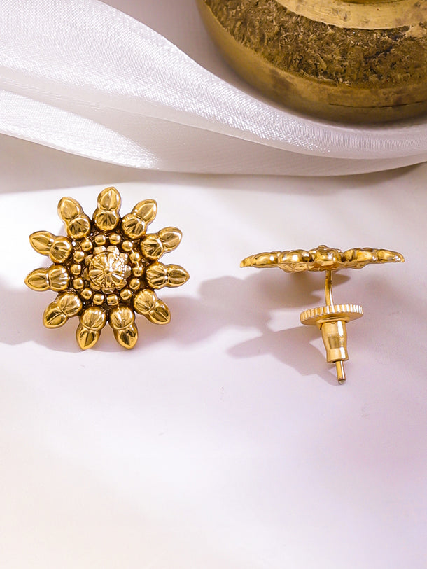 Floral Pattern Gold Necklace Set