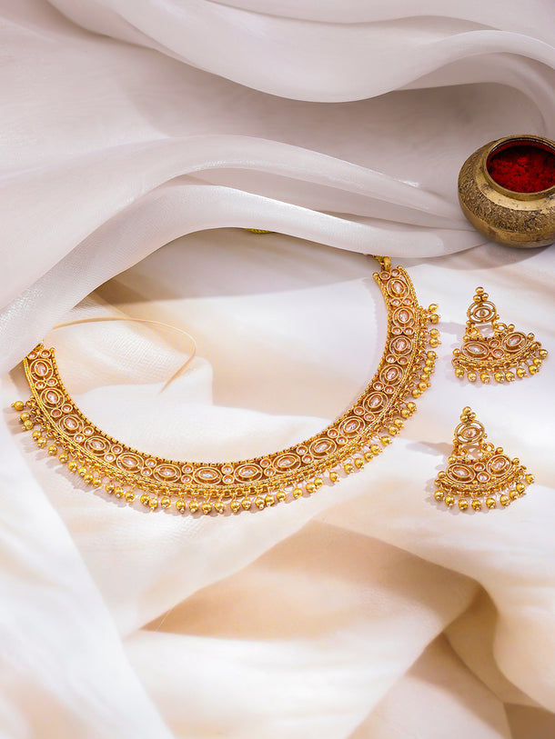 Gold Finish Kundan Necklace Set