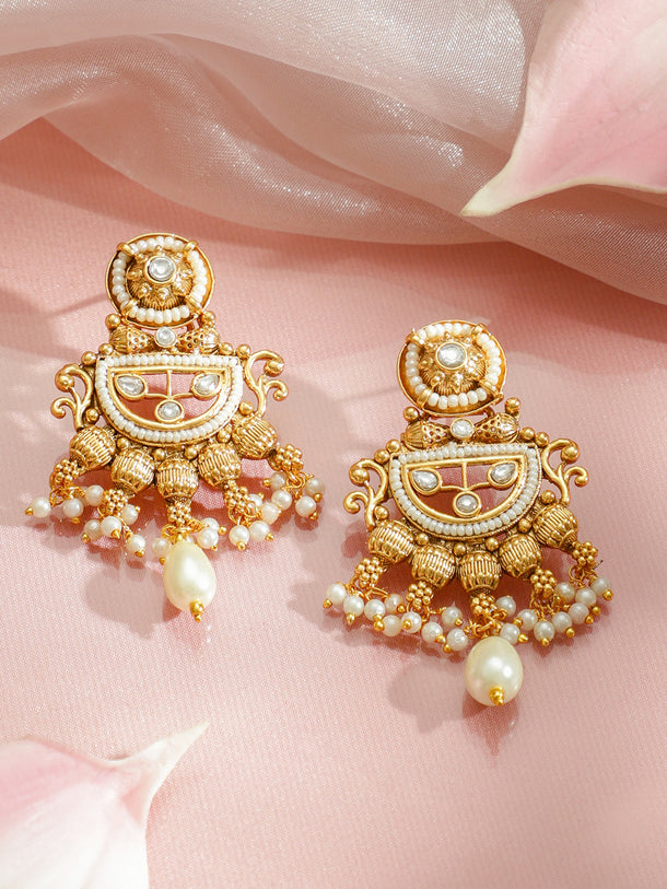 Queen Treasure Golden Necklace Set