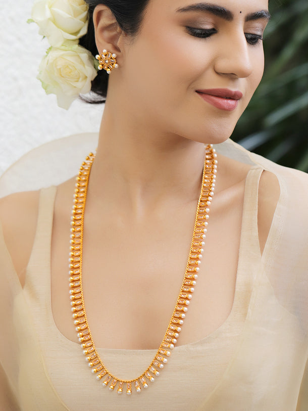 Legacy Charm in Kundan Necklace Set