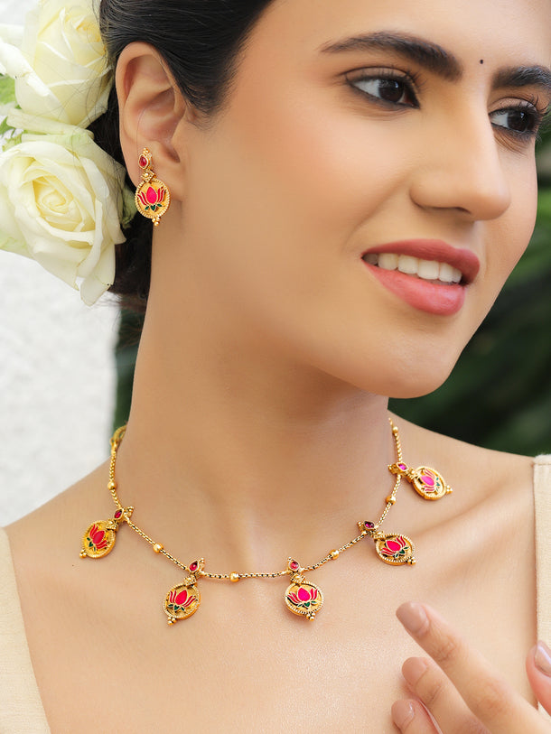 Lotus Motif Gold Necklace Set