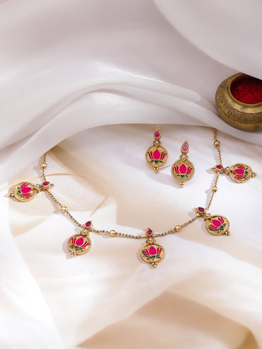 Lotus Motif Gold Necklace Set