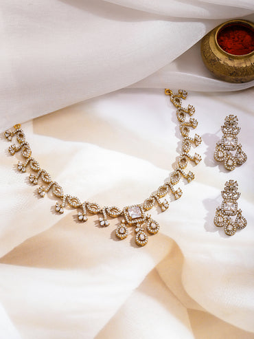 Golden -Moon Sparkle Necklace Set