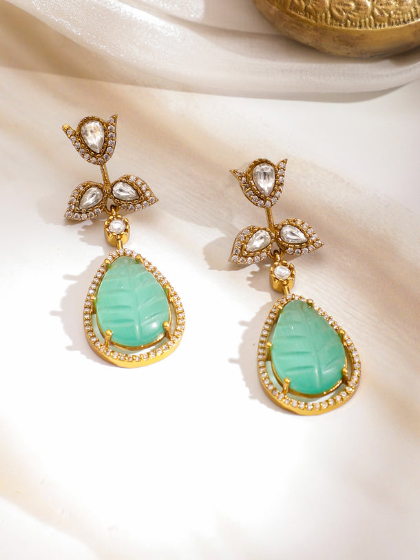 Soft Mint Glow Necklace Set