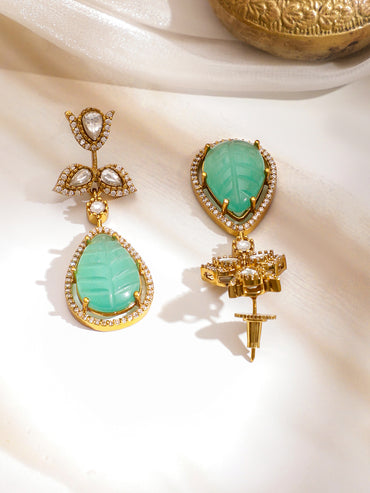 Soft Mint Glow Necklace Set