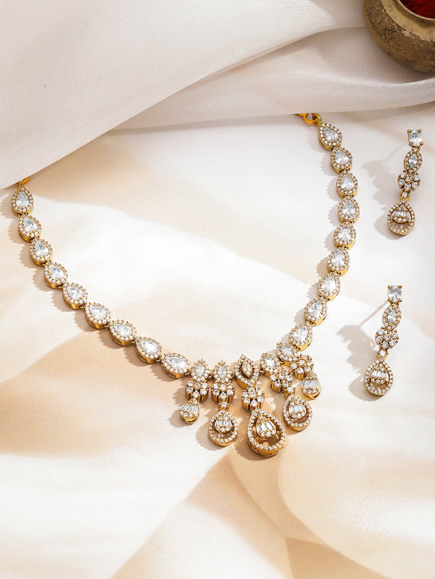 Angelic Shine Necklace Set