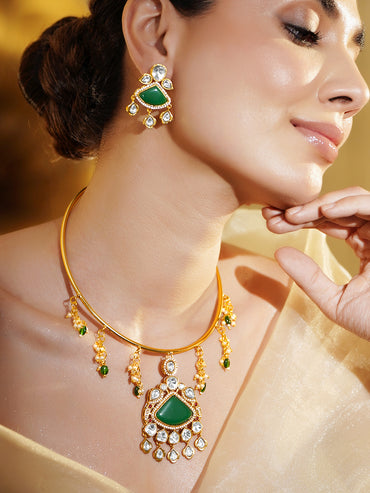 Minimal Muse Green Necklace Set