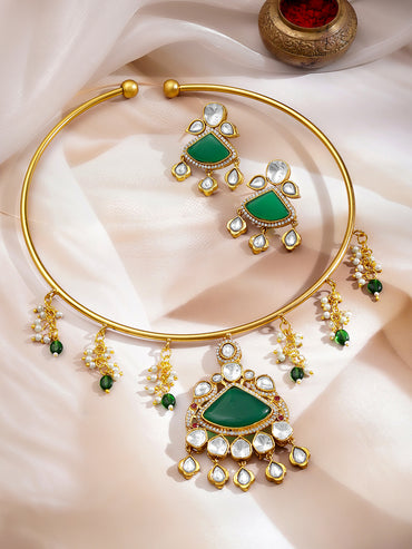 Minimal Muse Green Necklace Set