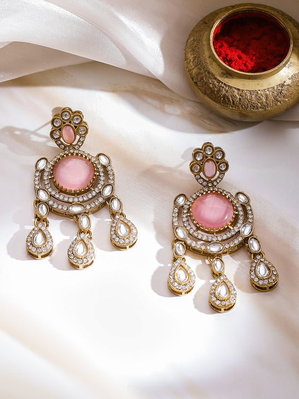 Pink Studded Necklace Set With Maangtikka