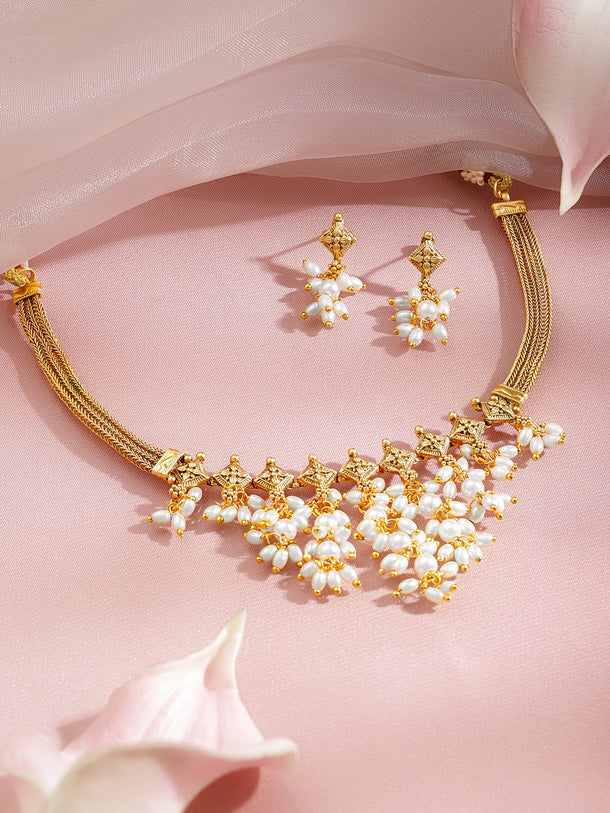 Floral Motif Pearl Drop Gold Necklace Set