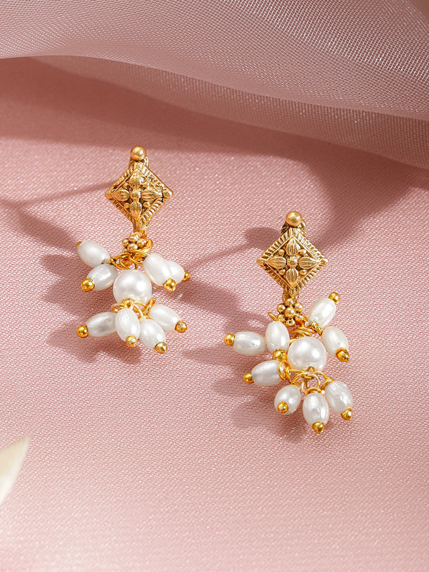 Floral Motif Pearl Drop Gold Necklace Set