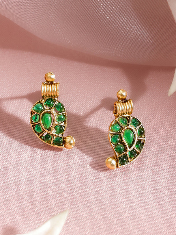 Artisan Crafted Green Necklace Set