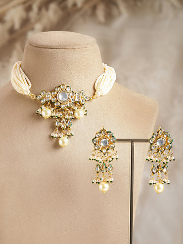 Festive Radiance Kundan Pearl Choker Set
