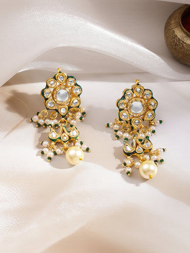 Festive Radiance Kundan Pearl Choker Set