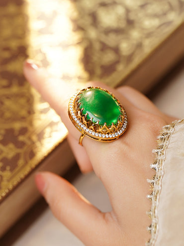Golden Regal Emerald Fashion Ring