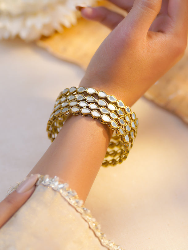 Rubans Set of 4 Gold Plated Teardrop Design Kundan Bangles