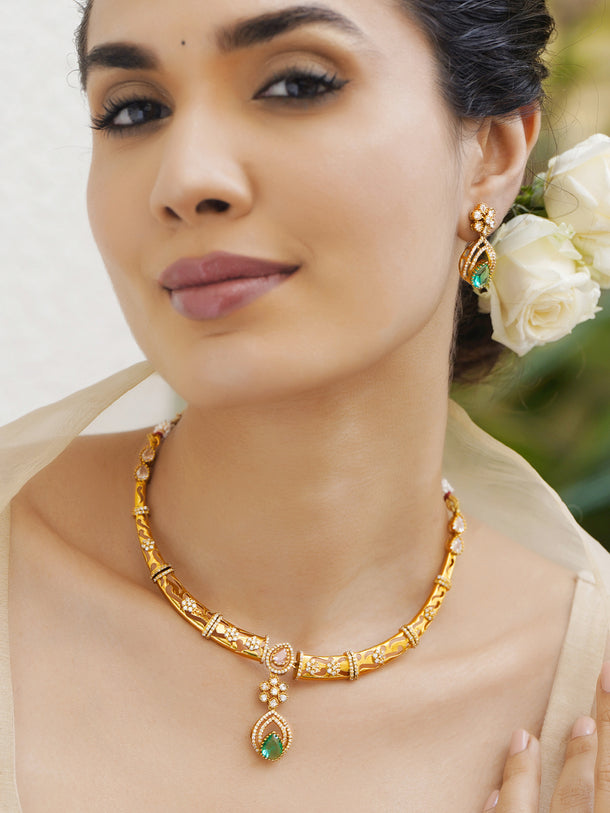 Emerald Rhythm Golden Necklace Set