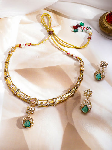 Emerald Rhythm Golden Necklace Set