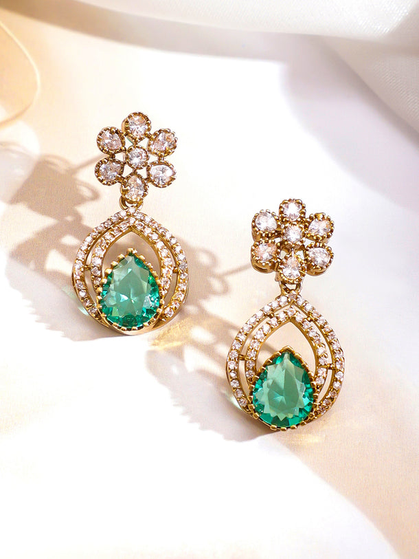 Emerald Rhythm Golden Necklace Set