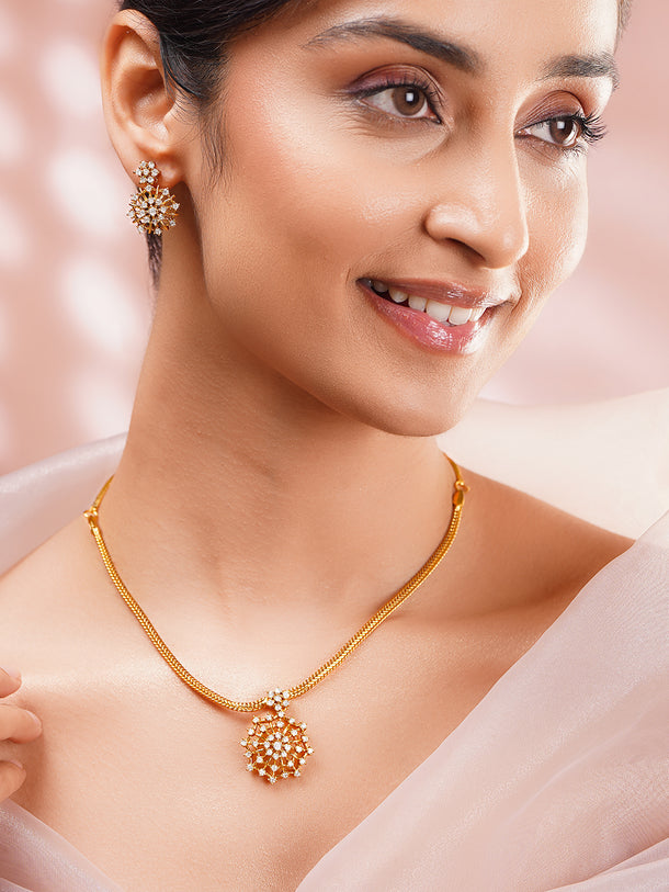 Gold Plated Frost Snowflake Sparkle Pendant Set