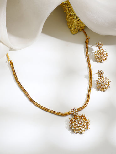 Gold Plated Frost Snowflake Sparkle Pendant Set