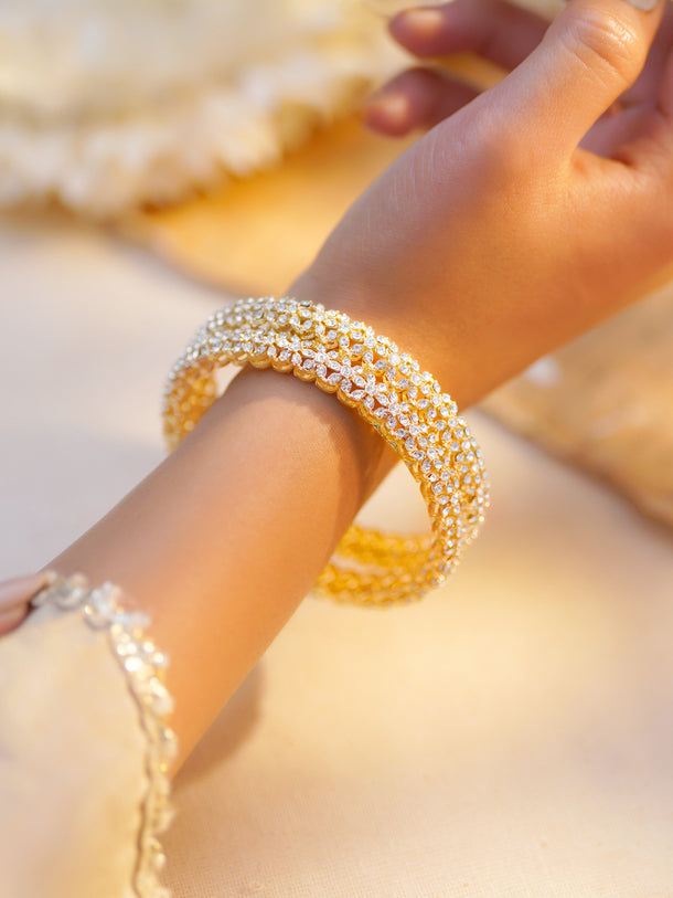 Rubans Set of 4 Kundan Bangles