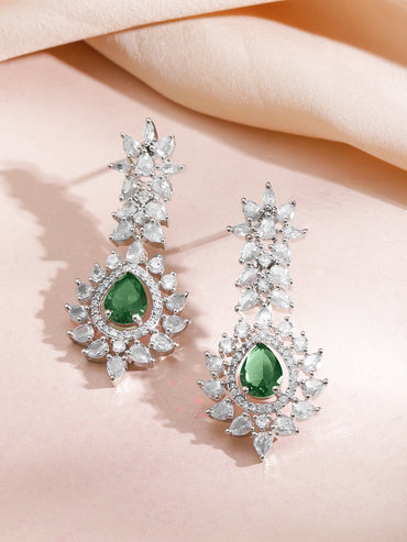 The Queen’s Symphony Necklace Set