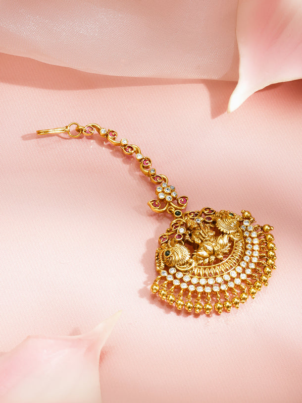 Laxmi Motif Maang Tikka With Gold Drops