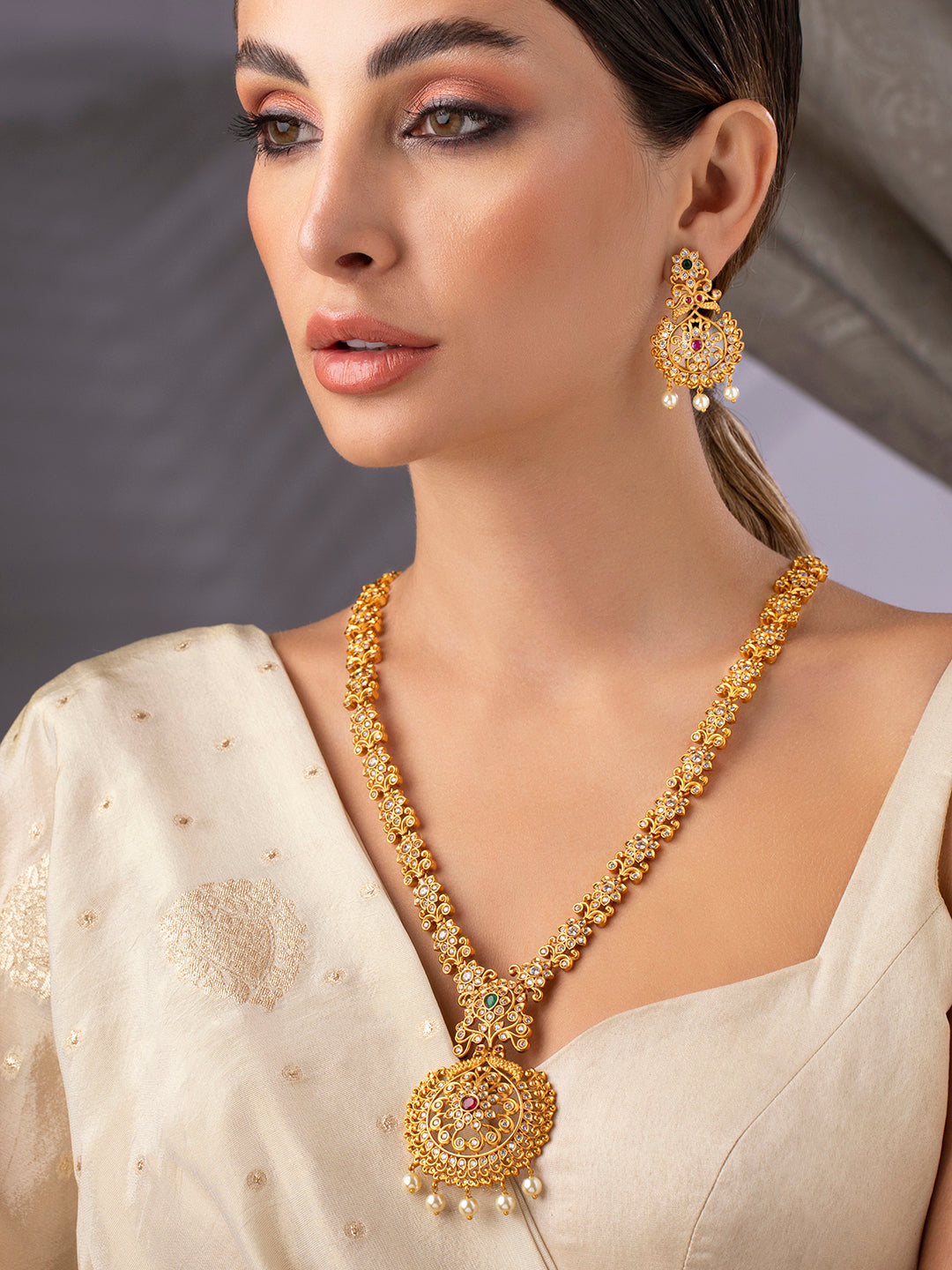 Rubans Gold-Toned Stone-Studded Handcrafted Jewellery Set