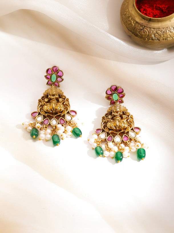 Divine Pearls Lakshmi Necklace Set