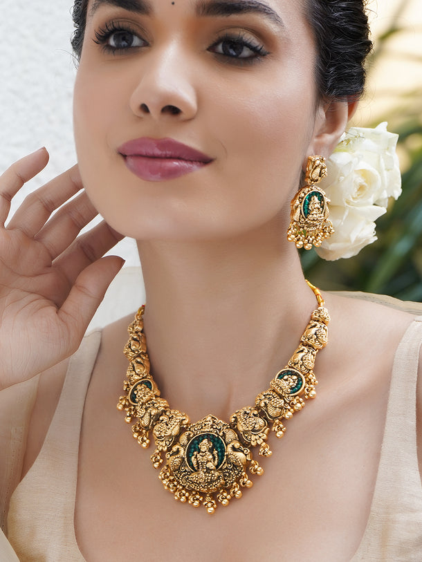 Laxmi Motif Green Bedded Gold Necklace Set