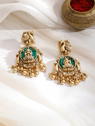 Laxmi Motif Green Bedded Gold Necklace Set