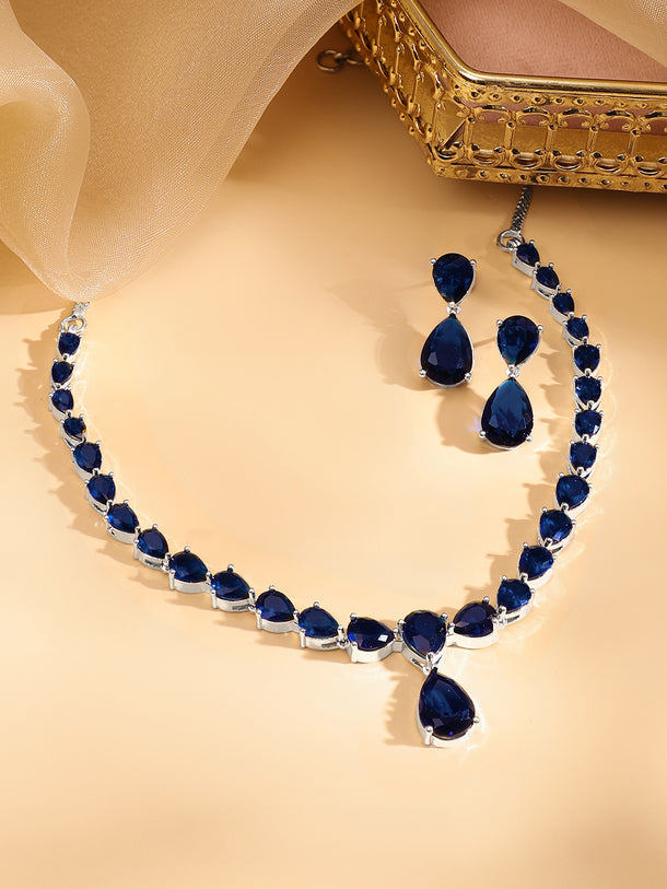 Chic Saphire Blue Necklace Set