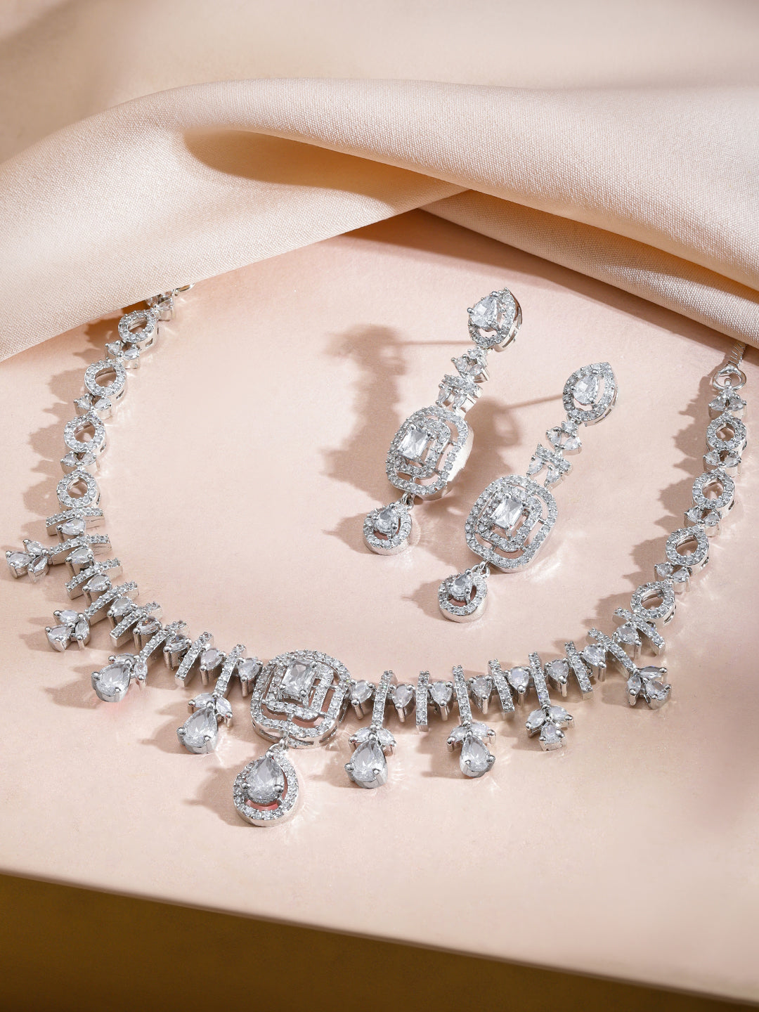 White American Diamond Zirconia Studded Necklace Set