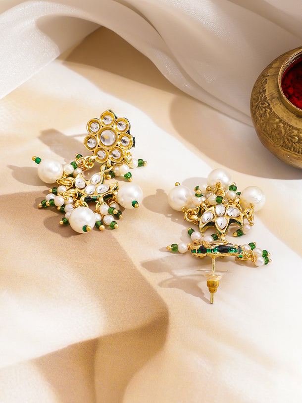 Kundan Grace in Emerald Bloom Necklace Set