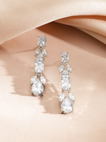 White Crystal Studded Necklace Set