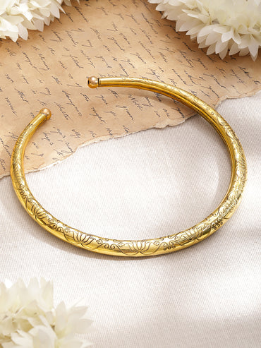 Gold Toned Choker Necklace