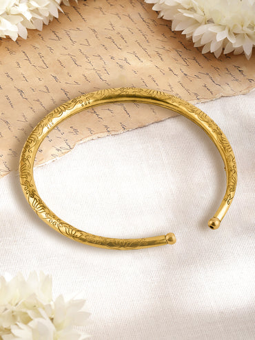 Gold Toned Choker Necklace