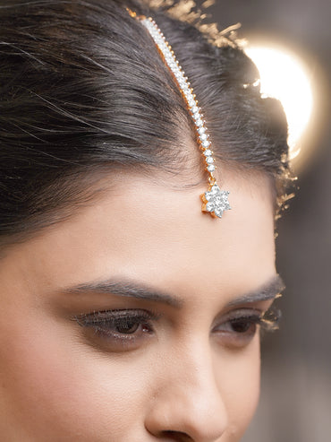 Floral Diamond Elegance Maangtikka