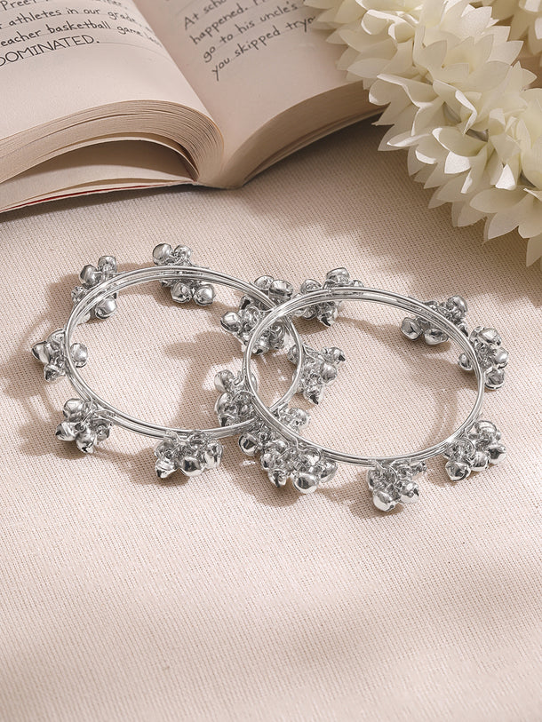 Silver Ghungroo Charm Minimal Bangles Set