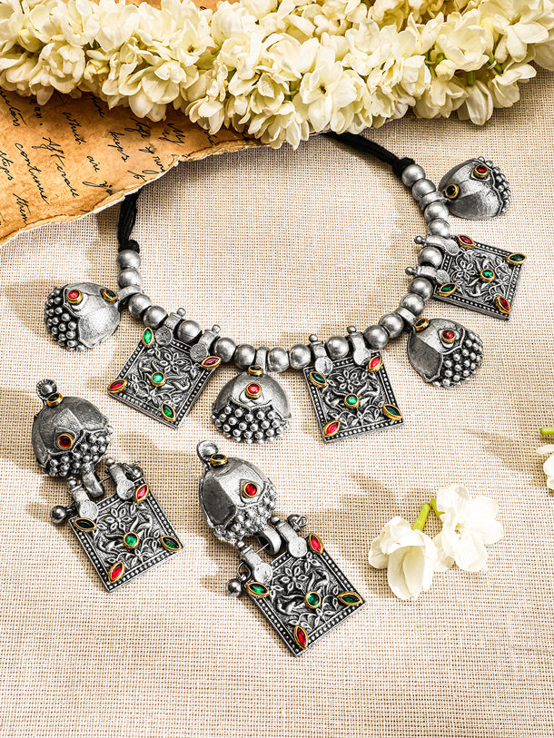 Red & Green Studded Oxidised Choker Set